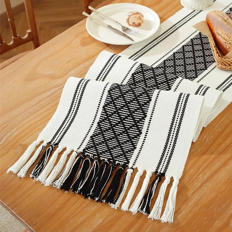 Bluejw New Chinese Design Luxury Washable Jacquard Cotton Woven Dinning Table Decor Bed Runner Dining Table Runners and Mats Set - Image 4